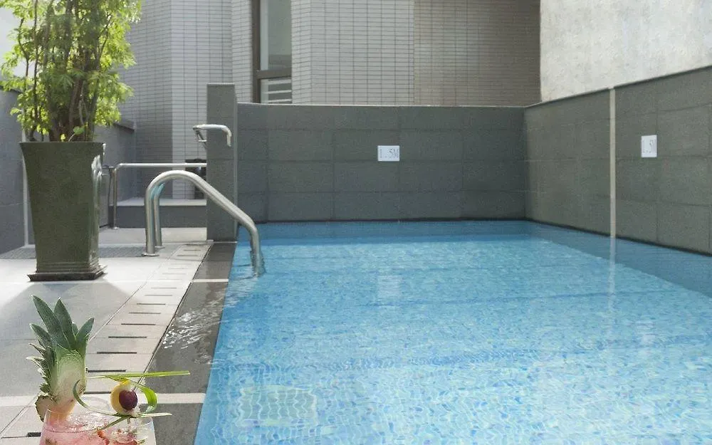 The Mercer Hong Kong 4*,