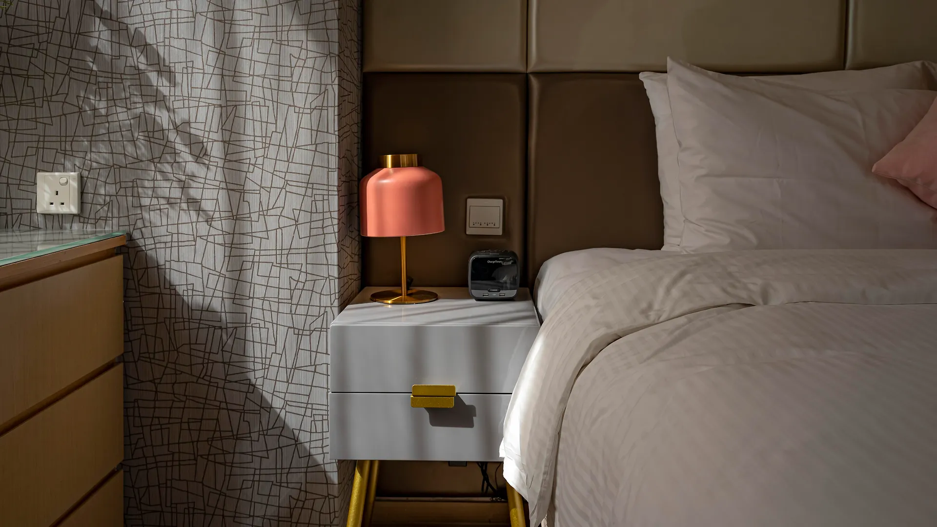 Hotel The Mercer Hong Kong