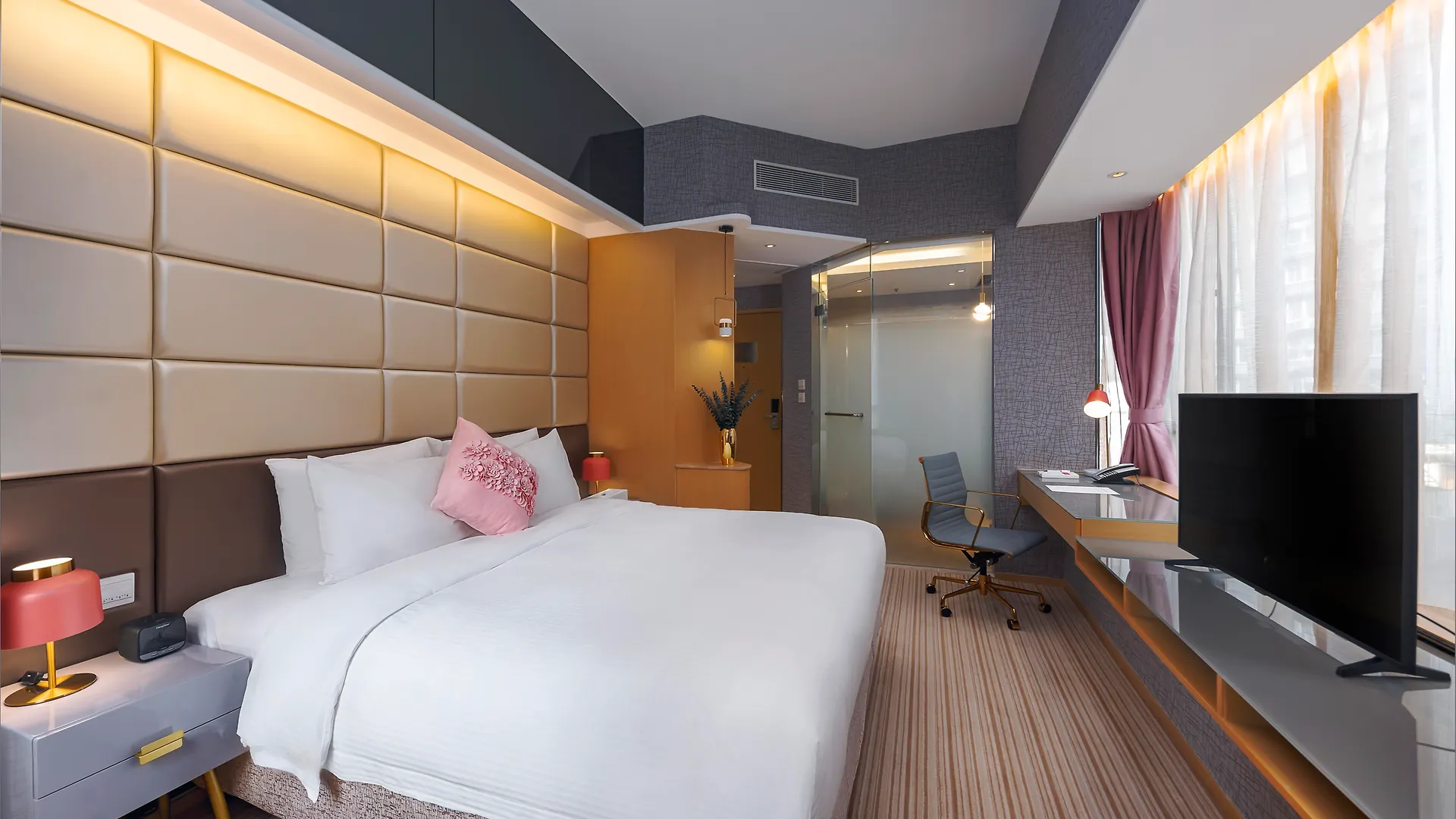 The Mercer Hong Kong 4*,