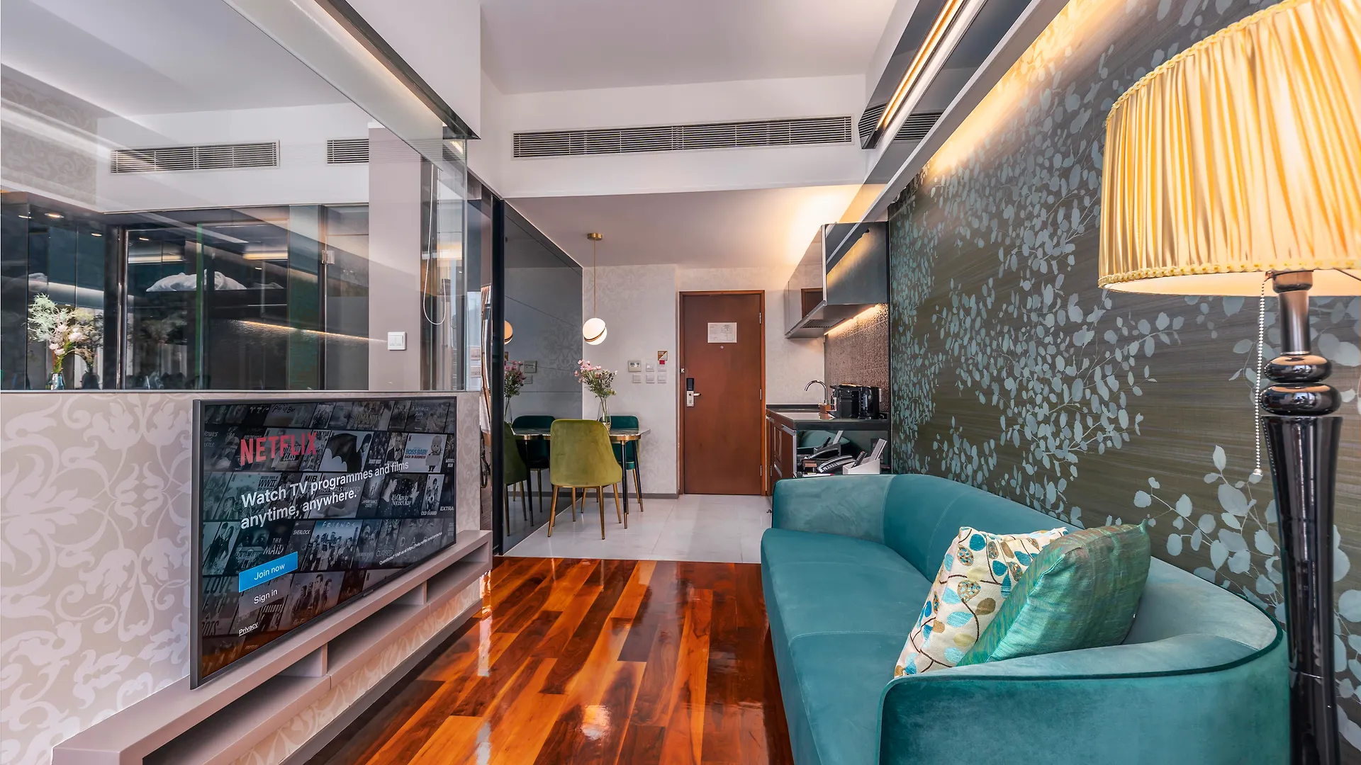 The Mercer Hong Kong 4*,