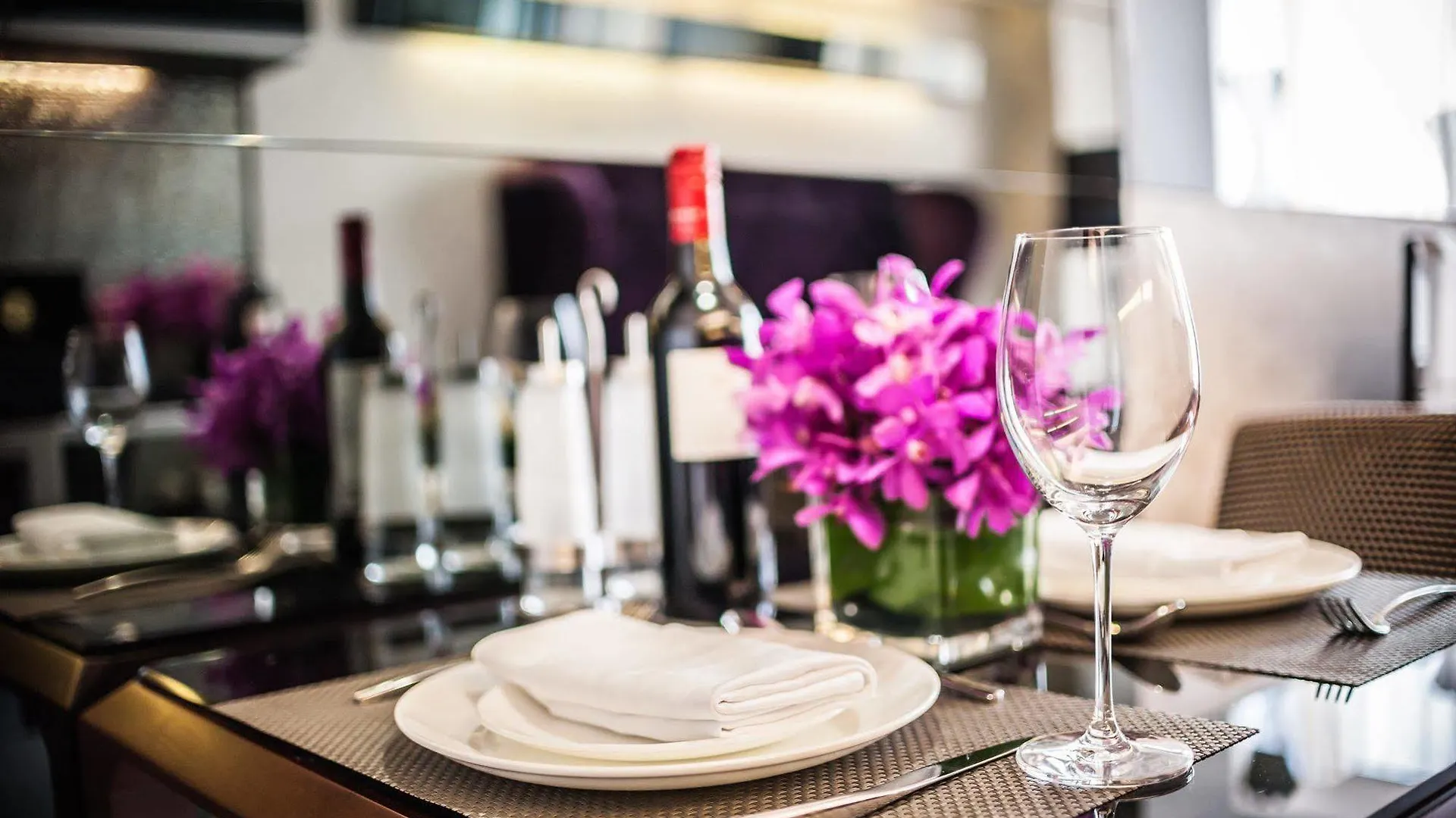 The Mercer Hong Kong Hotel